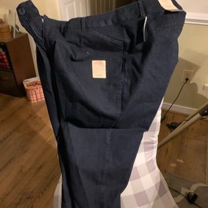Capri pants